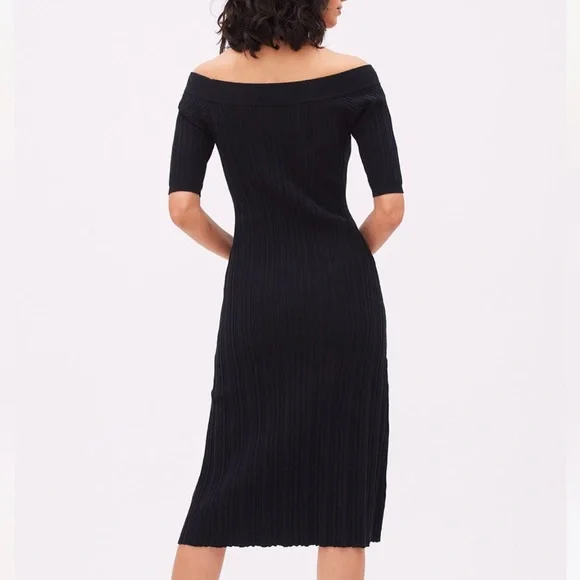 🆕RW & Co Off-The-Shoulder Fitted Ribbed Dress - Picture 2 of 11